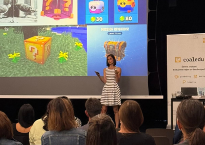 Michala Slussareff nám ukázala, jak být správným průvodcem digitální džunglí pro naše děti. Hry, sociální sítě, online svět i jeho temnější zákoutí. Nešlo ale o zákaz technologií. Šlo o pochopení, komunikaci a hledání cesty, jak děti bezpečně provést světem obrazovek. Protože digitální svět tu s námi bude. A naše role není stát dětem v cestě, ale stát vedle nich. Být průvodcem, který pomáhá objevovat, rozpoznávat rizika a dělat správná rozhodnutí. Děkujeme Michaele Slusareff za přínosné informace!